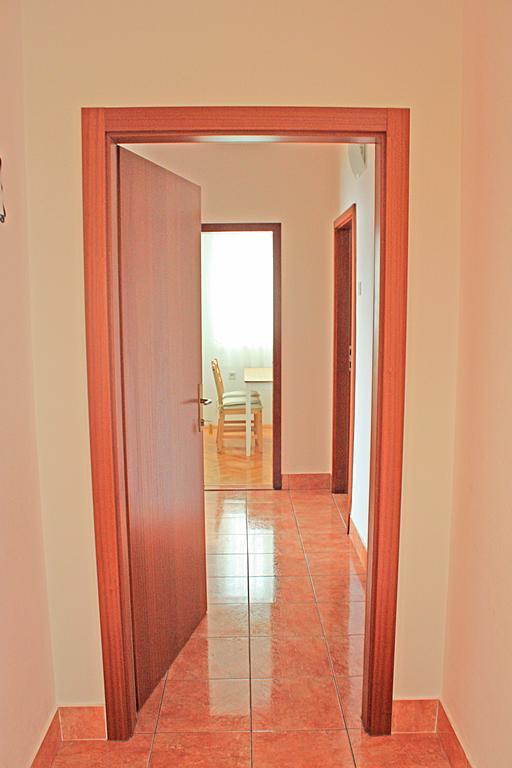 Bougainvillea Apartments マカルスカ エクステリア 写真